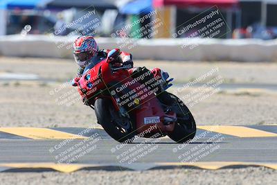 media/Oct-21-2024-Moto Forza (Mon) [[0d67646773]]/B Group/Session 3 (Turn 2)/